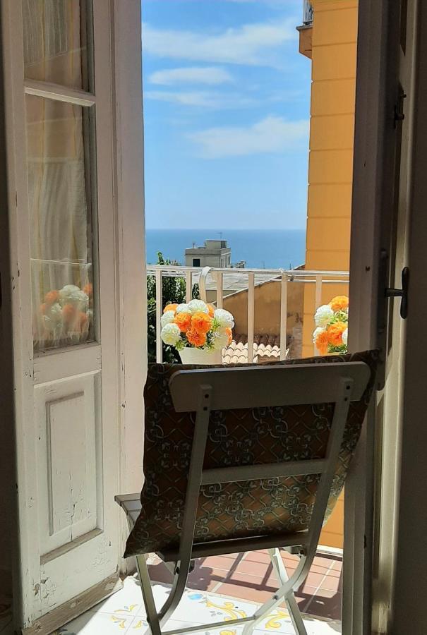 La Torretta 13 - Appartamento Vista Mare Formia Eksteriør bilde